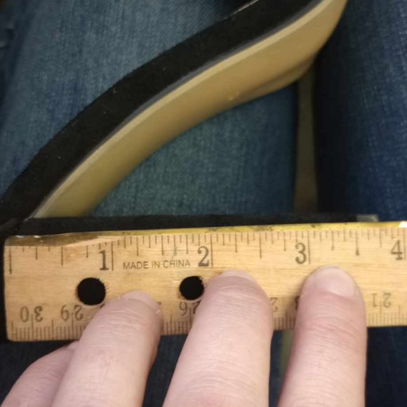 Black feather heels lace up 3-4 inch heels size 6 - Picture 5 of 7